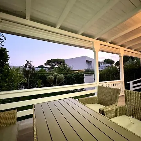 Villa Berlin Beach Near Moevenpic Durrës
